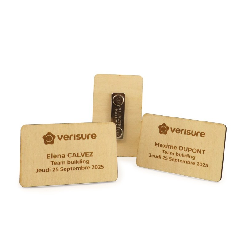 Badge en bois magnétique