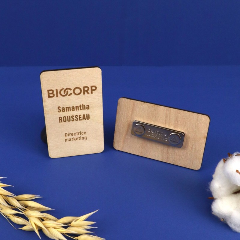 Badge en bois magnétique - 4