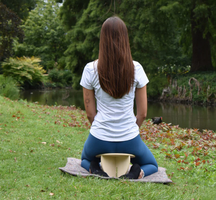 Banc de méditation en bois fabriqué en France - 1