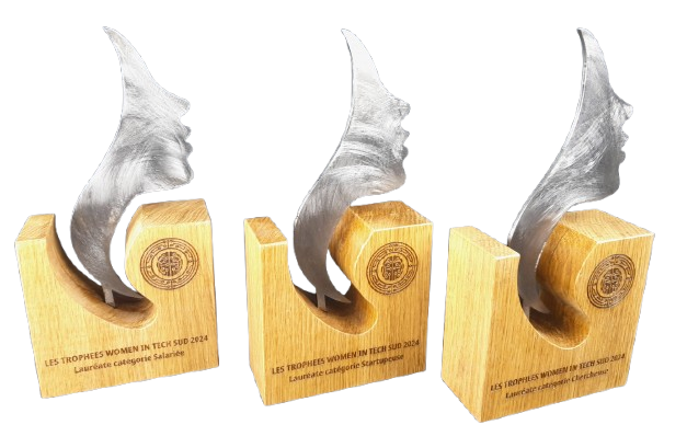 Trophée en bois de réemploi, fait dans un chantier d'insertion - 3